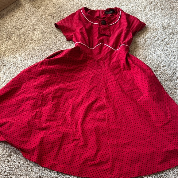 Gown Town Dresses & Skirts - Gown Town 1950’s inspired Cocktail Dress